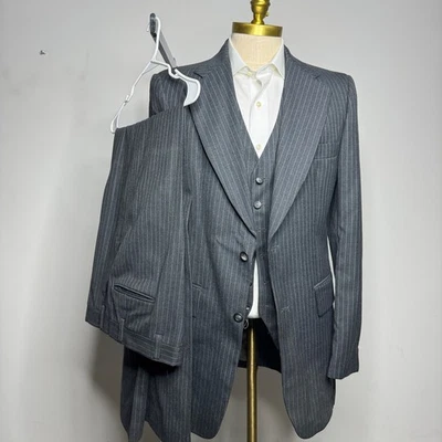 Traje de lana a rayas Botany 500 vintage de los años 60 para hombre 3 piezas gris 40XL 34W Foto 1 de 4