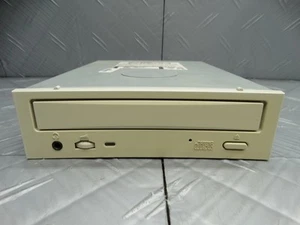 Compaq CR-589-B 32x IDE CD-ROM Drive 678-0176 Beige Bezel Apple - Afbeelding 1 van 10