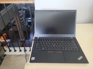 Lenovo ThinkPad T14 14" FHD i7-10610U (4 núcleos) 1 TB NVMe SSD 32 GB RAM Win11 Pro - Imagen 1 de 12