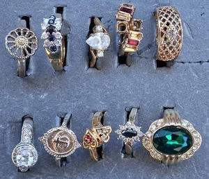 Colección de 10 anillos bisutería damas tallas 5 a 8 4x5 2x6 2x7 2x8 - Imagen 1 de 6