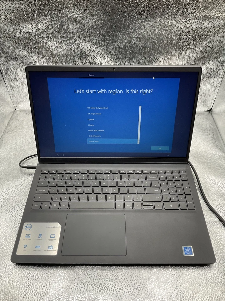 Dell Inspiron 15 3510 Pentium Silver N5030 @ 1.1GHz, 8GB Ram, 240GB SSD, WIN10 Foto 1 de 4