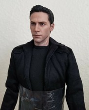 Hot Toys MMS466 The Matrix Neo 1/6 Action Figure READ DESCRIPTION Incomplete 