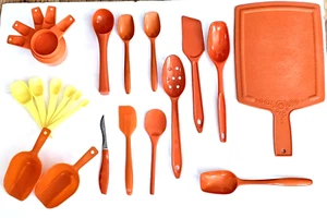Vintage Melamine/Hard Plastic Kitchen Utensils, Choice of Style and Color $8.00+ - Picture 1 of 15