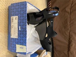 VERA WANG simply vera black wedge heels size 10 - Picture 1 of 3