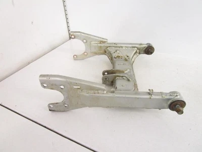 04 Suzuki LTZ 250 QuadSport Rear Swingarm 61100-21841-YD8 2004-2009 — 第 1/4 张图片