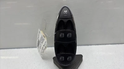 Interrupteur de leve vitre avant gauche MERCEDES CLASSE CLS 219 PHASE 1 - Photo 1/4