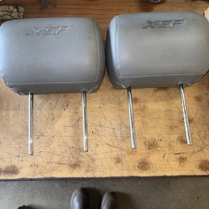 2007 - 2013 Toyota Tundra X-SP Front Leather Head Rests (OEM) Gray - Bild 1 von 9