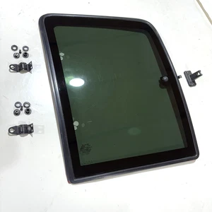 1988-1998 Chevrolet C1500 (GMC) LH quarter glass vent window (driver-side) OEM - Picture 1 of 12