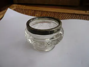 EDWARDIAN ANTIQUE VINTAGE STERLING SILVER COLLAR CRYSTAL TABLE SALT HM 1904 - Picture 1 of 5