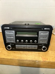 2009 VW JETTA AM/FM Stereo CD Player Factory Receiver 1K0035161 D OEM-Not Tested - Picture 1 of 5