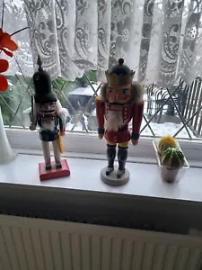 2 X Vintage Wooden Nutcracker Soldiers 17" - Picture 1 of 9