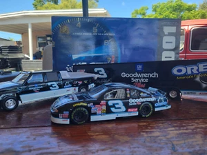 1/24 Nascar Dale Earnhardt Sr 2001 Oreo  Service Plus set #1 of 6504 - Picture 1 of 2