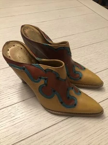 BCBG Girls 6B Cowboy Western Mules Heel 4" Pointy Toes Leather Yellow - Picture 1 of 4