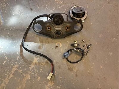 09-17 2009-2017 YAMAHA FZ6 FZ6R INTERRUPTOR DE ENCENDIDO JUEGO DE BLOQUEO TAPA DE GAS LLAVE DE ÁRBOL Foto 1 de 4