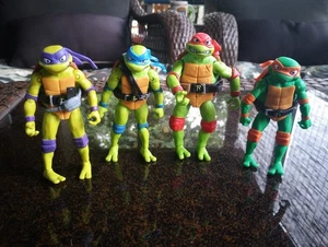 TMNT Teenage Mutant Ninja Turtles Figures Lot Ooze Cruisin' Mikey Leo Raph Don - Picture 1 of 4