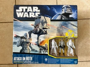 STAR WARS ATTACK ON HOTH AT-ST AND FIGURES - Picture 1 of 5