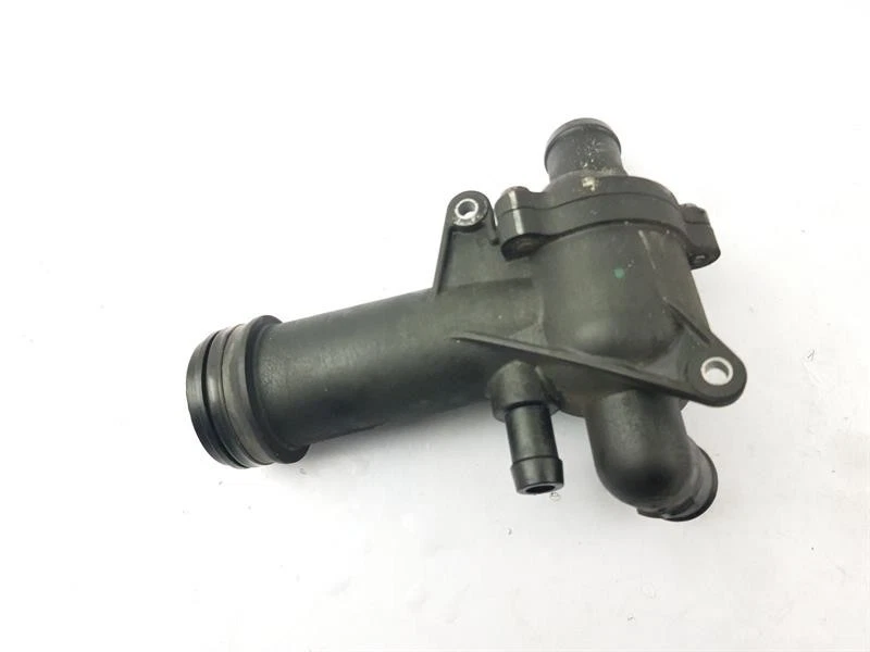 MK3 FL 2012-2020 AUDI A3 MK3 RS3 TERMOSTATO REFRIGERANTE 2,5 GASOLINA DAZA Foto 1 de 4