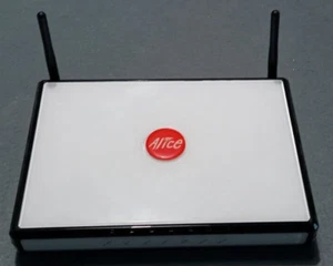 Modem ADSL2+ Alice Gate Voip 2 Plus WiFi - Originale Telecom Italia (TIM) - Foto 1 di 7