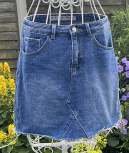 Skirt Denim Size 8 Pockets Short Blue - Picture 1 of 5