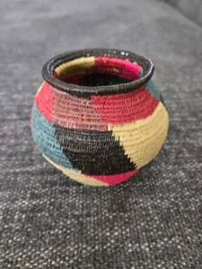 Embera-Wounaan Woven Basket - Panama - Handwoven with Palm Leaves 3.5" - Picture 1 of 9