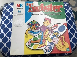Vintage Twister Game 1999 MB Games Edition - Picture 1 of 2