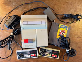 Nintendo NES-101 TOP LOADER Console System Cords 2 Controllers SM3 WORKING!