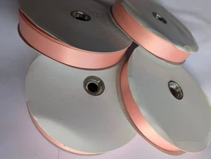 JOB LOT: 4 full roll of 23mm peach single sided satin ribbon - Picture 1 of 4