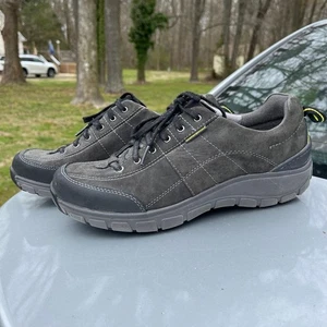Clark's wavewalk waterproof shoes - Picture 1 of 9