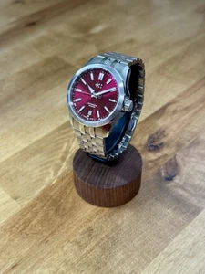 Christopher Ward C63 Sealander - 36mm - Mulberry Red - Men's Watch - FULL KIT! - Picture 1 of 11