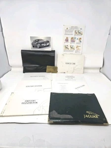 Jaguar XJ8 1998 VDP manual del conductor sistema de seguridad de sonido con carpeta OEM - Imagen 1 de 18