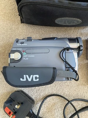 JVC GR-D50AH Digital Video Camera Used with Accessories - Image 1 of 4