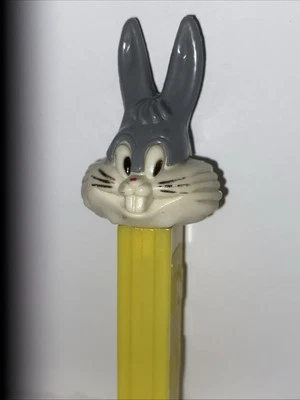 Vintage 1978 Looney Tunes Bugs Bunny Pez Dispenser Warner Bros - Image 1 of 4