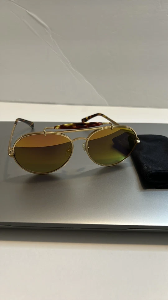 Gafas de sol Wildfox Goldie Aviator doradas/puntas de tortuga doradas degradadas usadas en excelente estado Foto 1 de 4