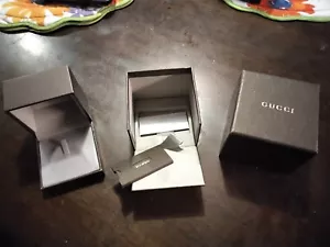 Set scatola anelli Gucci. Completo con scatola esterna e documenti. - Foto 1 di 4