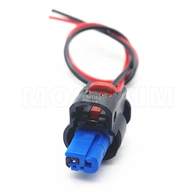 Valve Gas Temperature Sensor Connector Pigtail For GMC Sierra 3500 HD 2017-2021 - Image 1 of 4