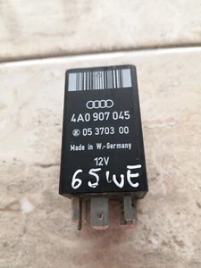 Audi A6 1998/Relay module/4A0907045/05370300 - Imagen 1 de 4