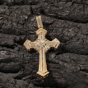 Men's 18K Gold Plated Ices CZ Out Cross Pendant Hip Hop Rope Chain Necklace - Picture 1 of 6