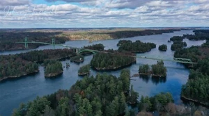 Fall At The Canadian Span - Puente de las Mil Islas - Impresión en lienzo - 1000 islas - Imagen 1 de 1