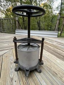 Antike Gusseisen Presse Obstschmalz Wein Apfelwein 4 Quart Bauernhaus Weingut Dekor - Bild 1 von 24