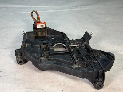 2003-2006 PORSCHE CAYENNE - Right Headlight Mount Bracket 95563104202 - Image 1 of 4