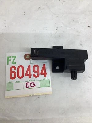AUDI A4 A5 A6 A7 A8 Q5 2008-2018 MÓDULO ANTENA ENTRADA TRASERA SIN LLAVE 8K0907247 OEM Foto 1 de 3