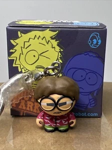 Kidrobot South Park Zipper Pull Series 2 Kyle's Cousin 1" Vinyl Keychain New - Picture 1 of 5