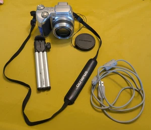 Olympus SP-510UZ Camera 7.1MP Digital Point & Shoot tested - with cable SP510UZ - Picture 1 of 5