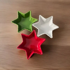 Celebrate It! ROT|GRÜN|WEISS~Stern Geschirr 5,5"x 1,5"~DREIER SET=OFENFEST~ - Bild 1 von 4