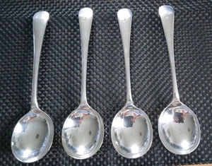 4 x Vintage "Walker & Hall" A1 Silver Plated Soup Engraved with the letter J - Picture 1 of 4