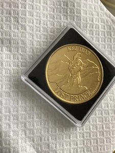 Star Wars vintage  Kenner DROIDS CARTOON KEZ IBAN COIN GOLD  RARE MINT - Picture 1 of 4