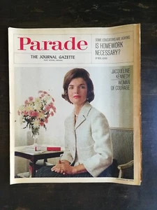 Parade Gazette November 22, 1964 Jackie Jacqueline Kennedy 524 - Picture 1 of 1