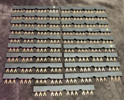 KLOCKNER MOELLER 3 Phase Common Link Bar B3.1/4-PKZ0 *Lot of 19* - Image 1 of 4