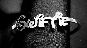 TAYLOR SWIFT Swiftie SS Cuff Bracelet