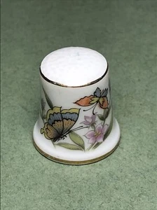 Vintage Thimble | Porcelain | Unbranded | Butterfly Pattern | Japan - Picture 1 of 7
